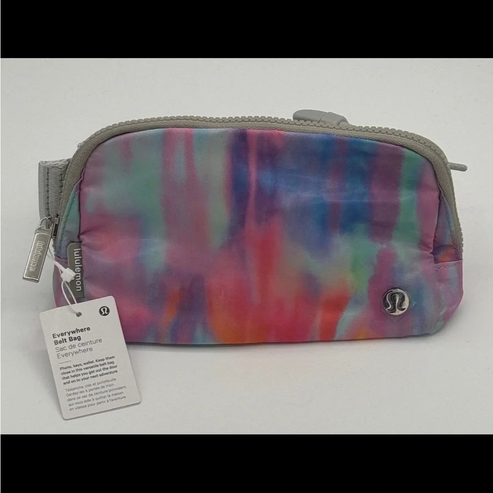 Lululemon Everywhere Belt Bag Prism Wash Print Multi - Picture 3 of 4